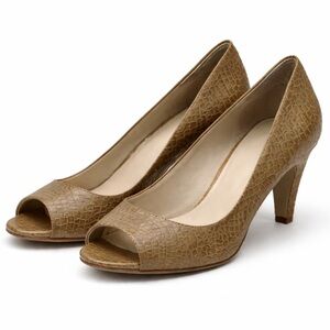 Nine West Tan Peep Toe Heels